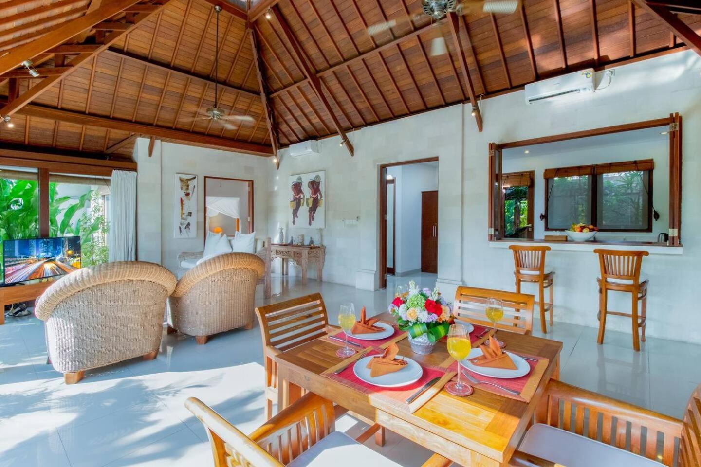 Vila Heart Of Seminyak, 2Br, Sleeps 4, Walk To Bintang Exteriér fotografie