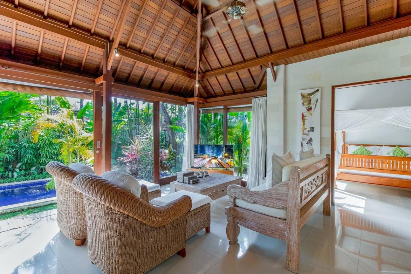 Vila Heart Of Seminyak, 2Br, Sleeps 4, Walk To Bintang Exteriér fotografie